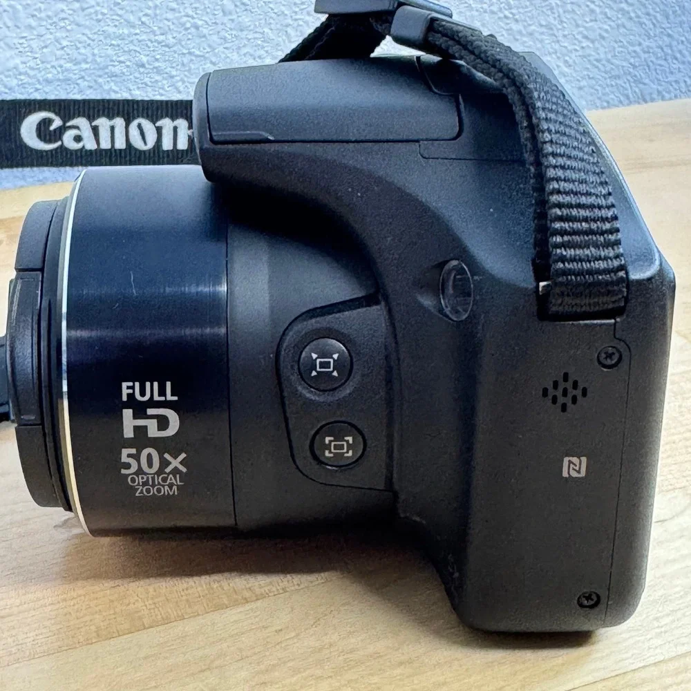 Canon PowerShot SX530 HS 16.0MP Digital Camera 50x Zoom Wi-Fi Bundle 32GB Bag